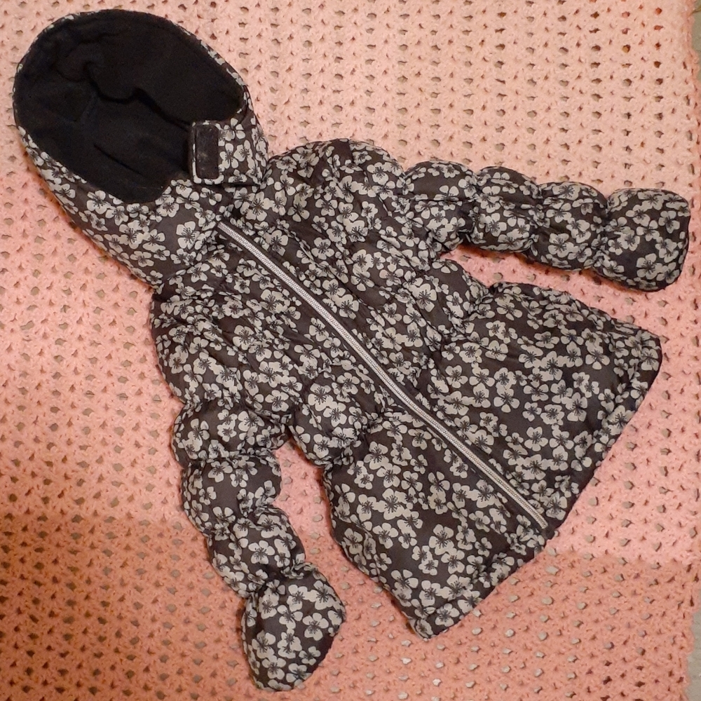 Baby clothes